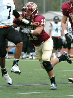 Three Willamette Football Players Chosen for Hampshire Honor Society