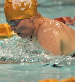 Puget Sound Defeats Willamette in Swimming