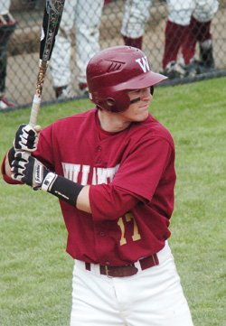 Willamette Outscores Whitman, 10-9, including Seven Runs in 4th Inning