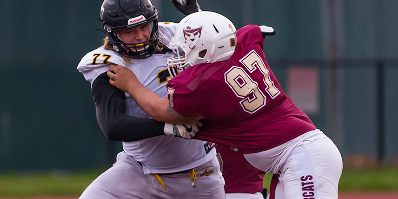 Dom Torres battles with an offensive lineman.