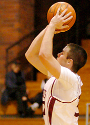 Whitworth Extends Lead in Final Minutes, Downs Bearcats, 101-83