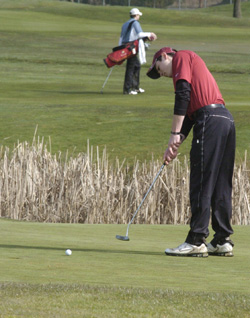 Bearcats are Eighth after First Day of NWC Championship
