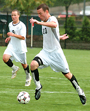 Bearcats Defeat Missionaries, 2-1, in Men's Soccer