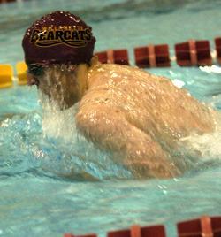 Willamette Competes at NWC Swimming Relays