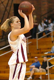 Puget Sound Women Turn Big First Half into 73-47 Win over Bearcats
