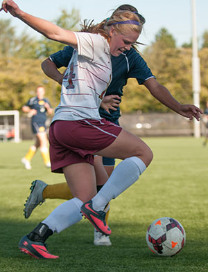 Whitworth Comes from Behind to Defeat Bearcats, 2-1