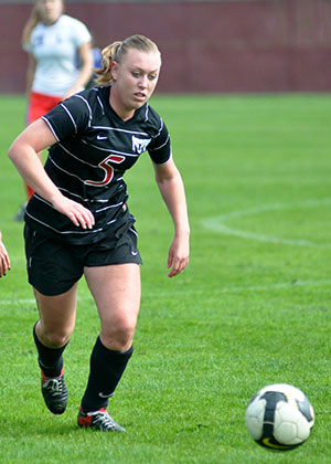 Bearcats Drop Close One to Pacific, 1-0, in NWC Play