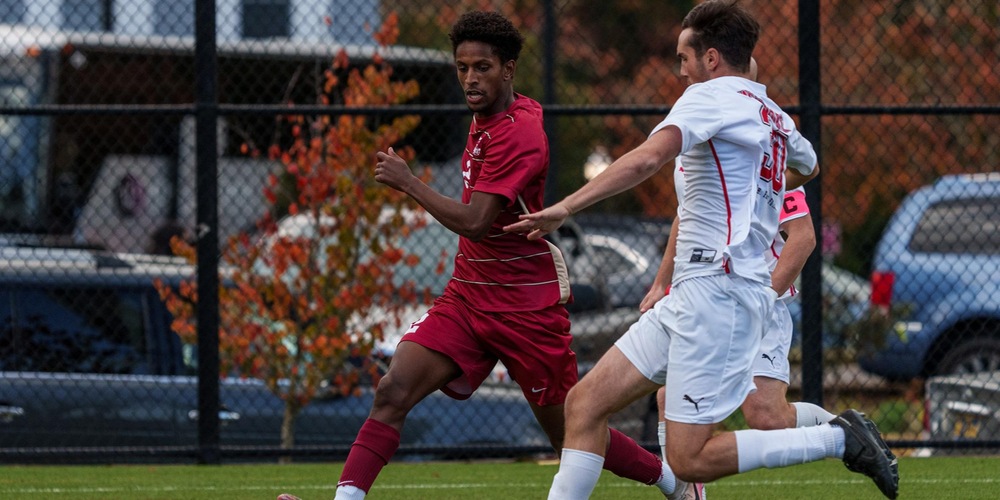 Bearcats Fall Short After Second-Half Rally Against Pacific Lutheran