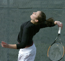 Whitman Edges Willamette in Women's Tennis, 5-4