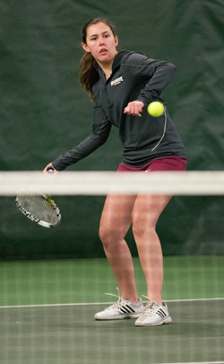 Five Bearcats Win Singles Matches, as WU Rallies Past Lewis & Clark, 6-3