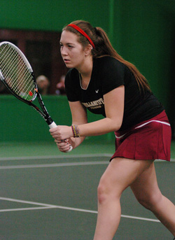 Bearcats Compete at First Day of USTA/ITA Northwest Regional