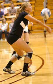 Willamette Volleyball Makes Quick Work of George Fox