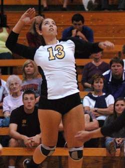 Leenstra Receives NWC Volleyball Student-Athlete of the Week Recognition