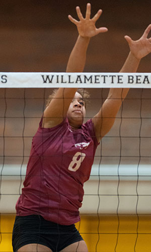 Bearcats Fall to Pirates in Four Sets Despite Gee's Career-High 10 Blocks