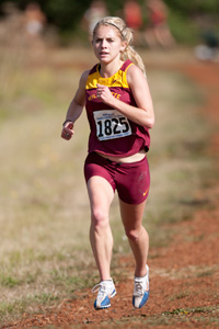 Willamette Women's Team Finishes First at Northwest Cross Country Classic