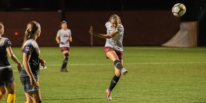 Sydney Wilson fires off a shot for the Bearcats.
