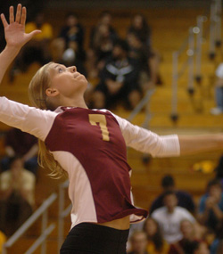 Bearcats are Defeated by La Verne, Move Past Redlands, at Posada Royale Invitational
