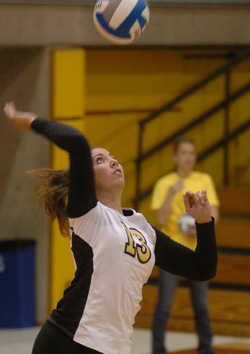 Pacific Lutheran Defeats Bearcats to Improve to 8-1